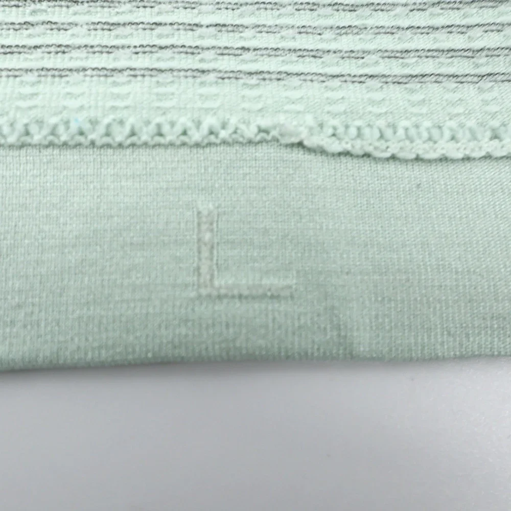 Lululemon Shirt Mens Large Green Short Sleeve Metal Vent Tech Workout Gym Logo - Picture 5 of 7